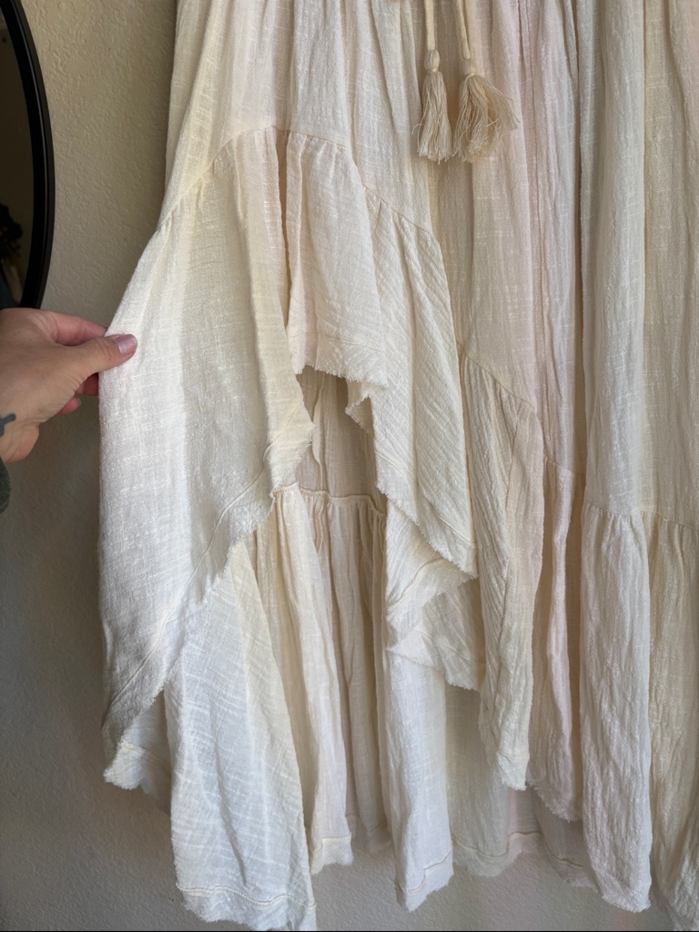 NWT PROMESA Off White High to Low Flowy Skirt Womens Size S - Picture 4 of 6
